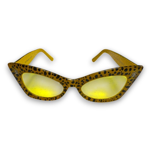 Dr. Peepers Accessories - Dr. Peepers Cat Eye Leopard Print Sunglasses Yellow Tint Lenses S24303